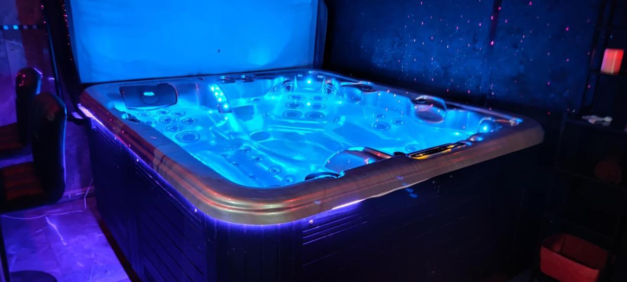 Loft Romantique Hammam Spa Privatif Playroom グルノーブル エクステリア 写真